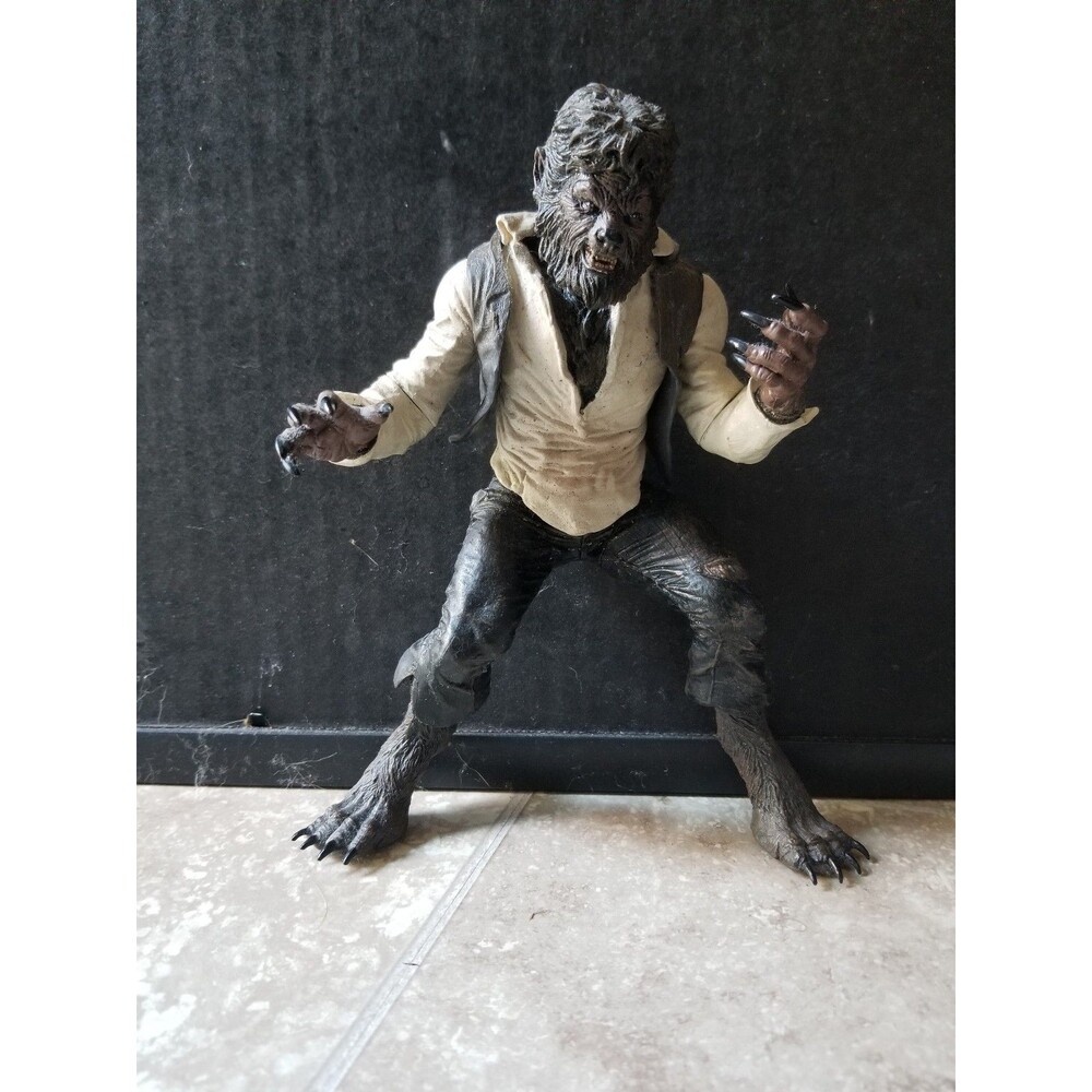 Universal Monsters The Wolfman Figure 2009 Mezco Toyz